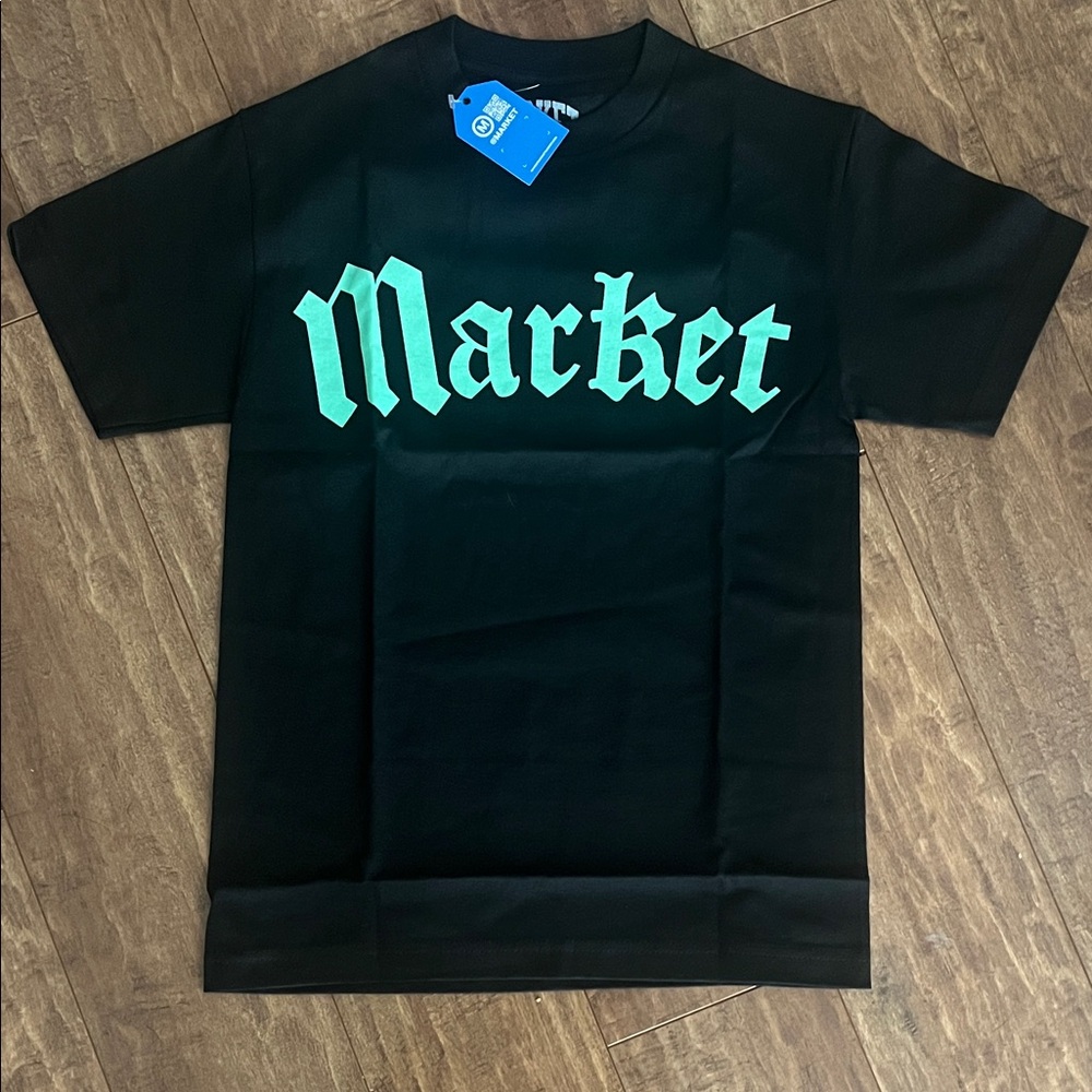 Black Tee with Green Market men’s small